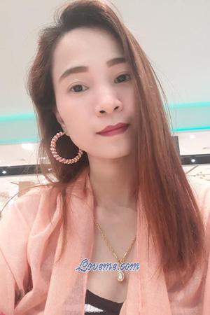 197406 - Mayura (Phung) Age: 41 - Thailand