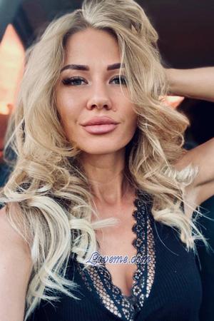207105 - Mariya Age: 28 - Russia